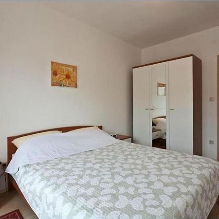 Apartmani Roic สตารีกราด ภายนอก รูปภาพ