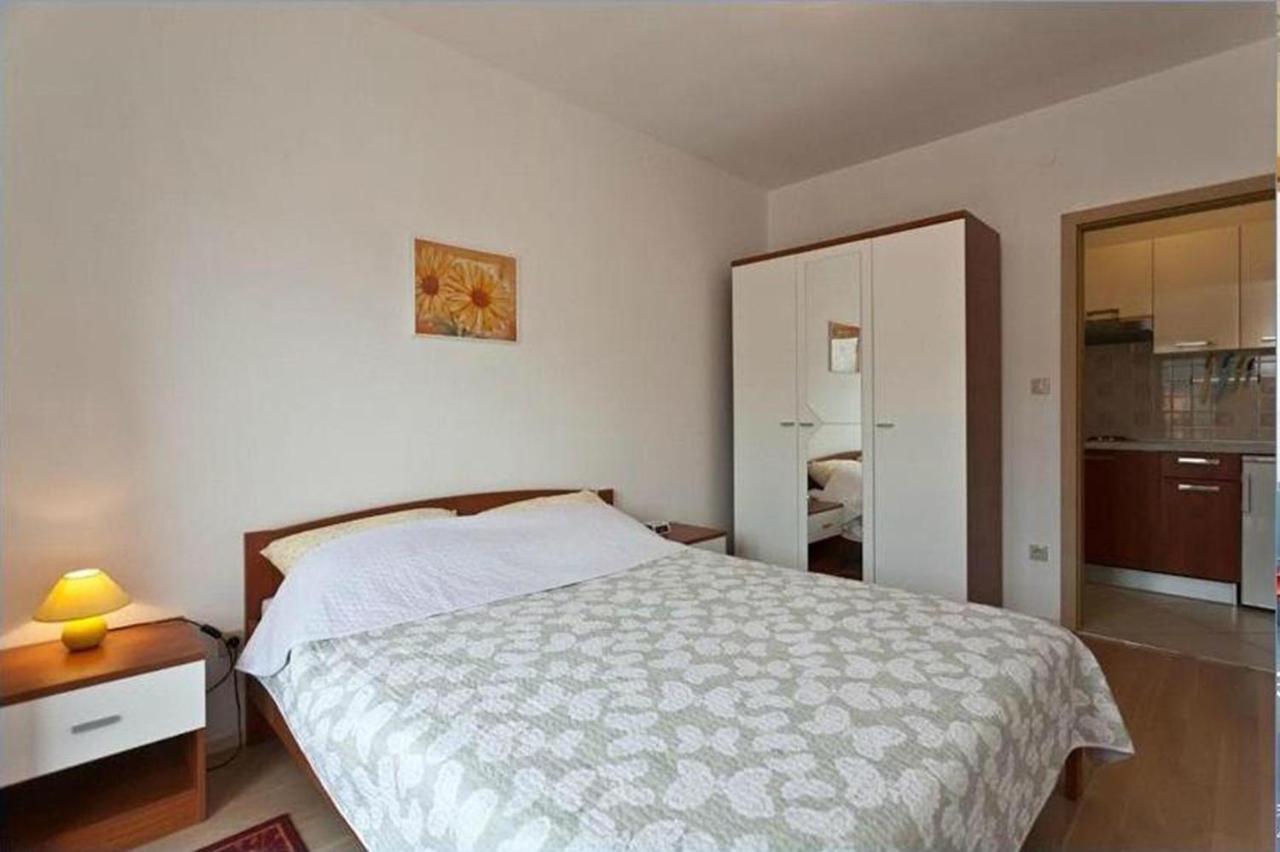 Apartmani Roic สตารีกราด ภายนอก รูปภาพ