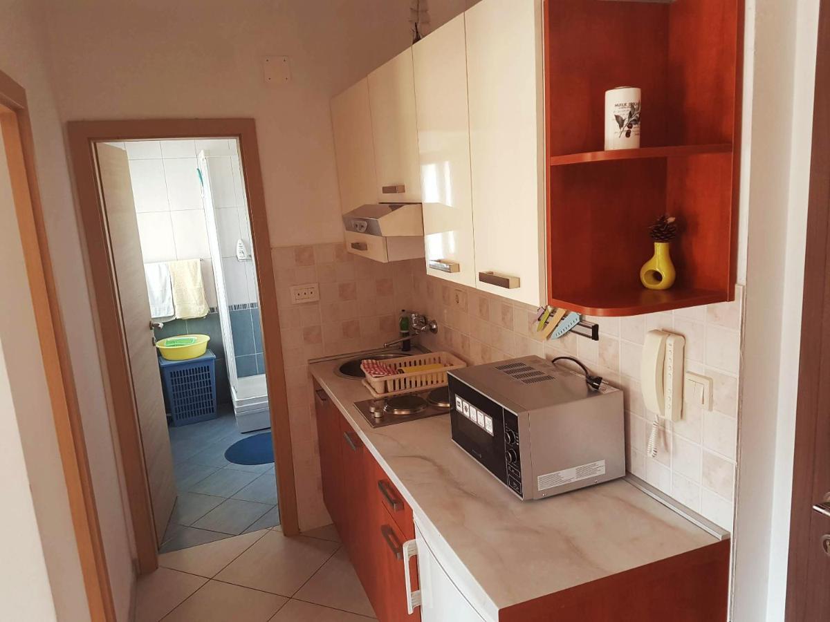 Apartmani Roic สตารีกราด ภายนอก รูปภาพ